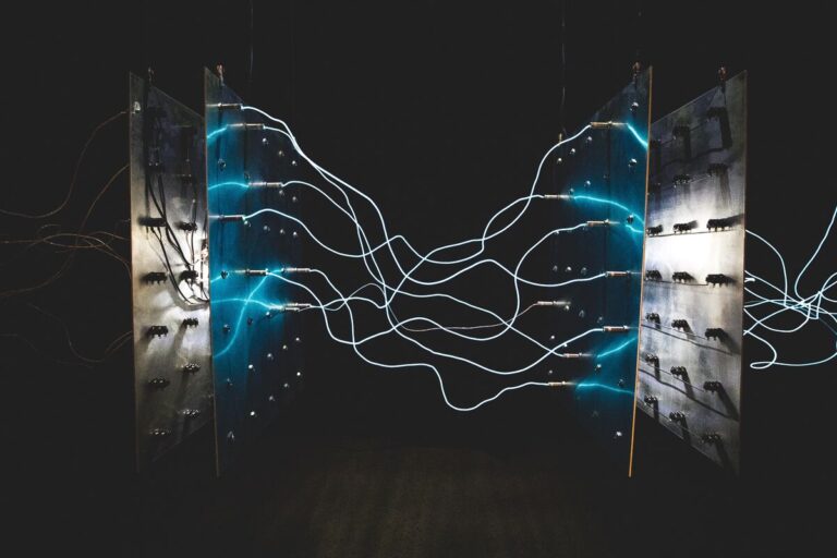 Siguranța în casă – Cât de importantă este efectuarea corectă a branșamentului electric