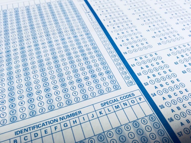 Photo "The complete guide to getting excellent grades on exams"