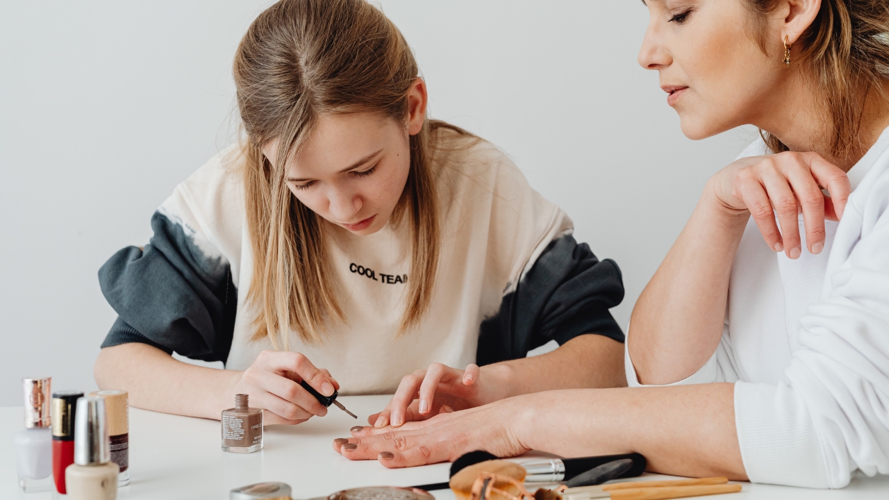 Window with Curtain Video Centric House Interior Animated Virtual Background (91)